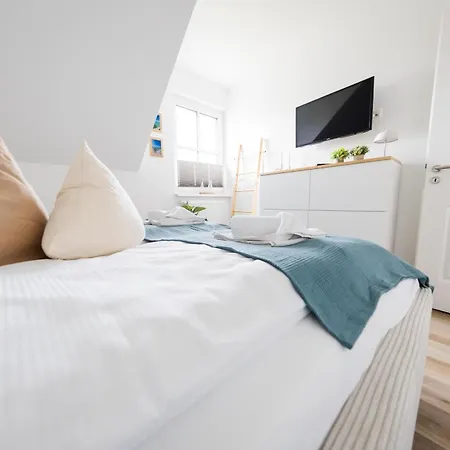 Haus Q Superior - Haelfte 2 Nyaraló Zingst