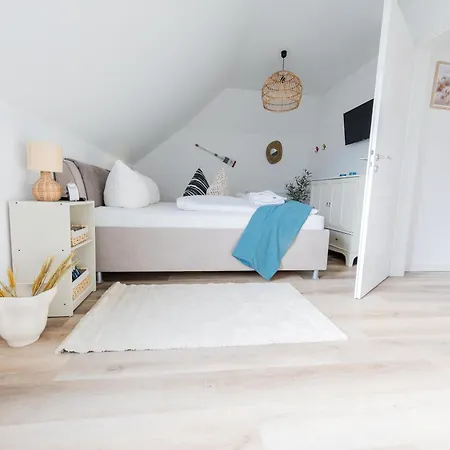 Haus Q Superior - Haelfte 2 Nyaraló *